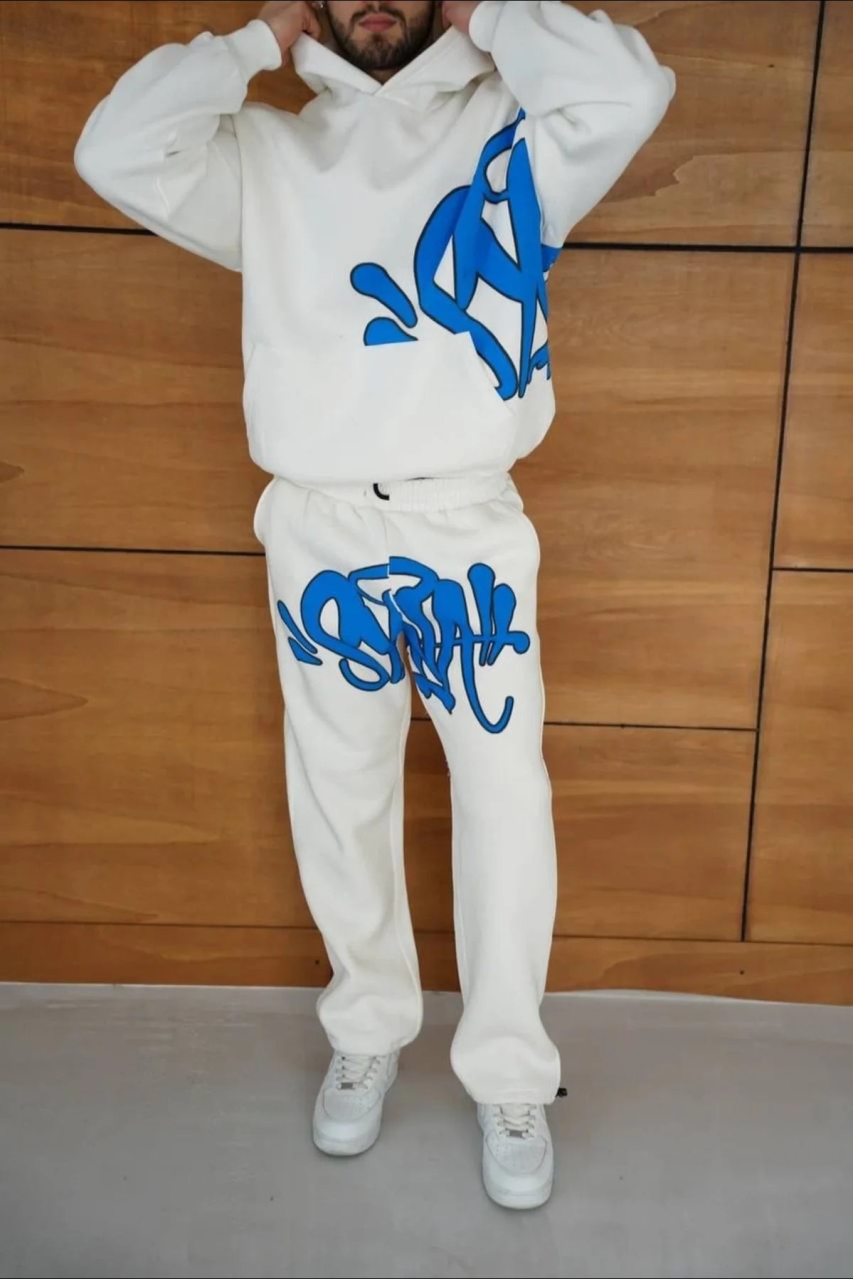 Erkek Kapüşonlu Eşofman Takım Graffiti Baskılı Oversize Rahat Kalıp, Kanguru Cepli, Streetwear Tarzında Premium Ürün 3 iplik Pamuklu - Beyaz