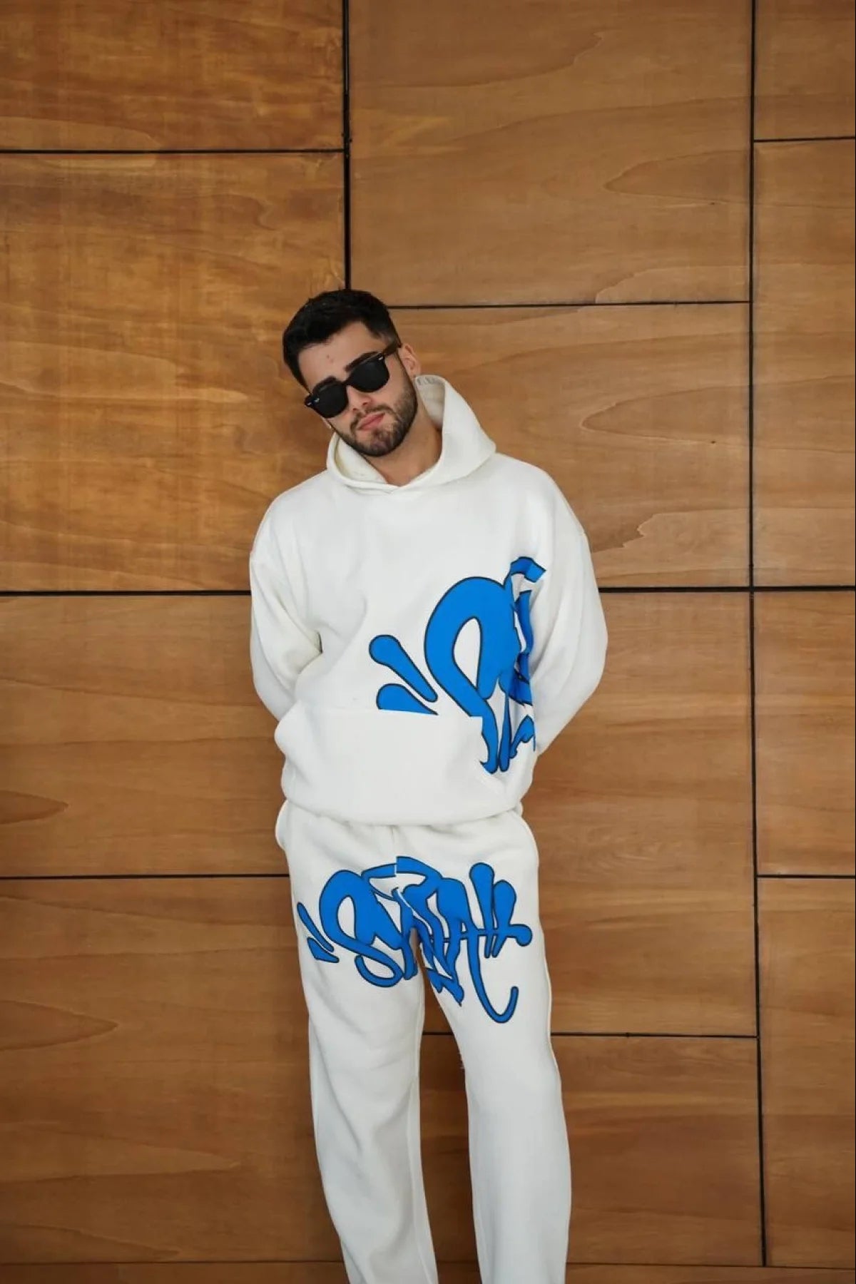 Erkek Kapüşonlu Eşofman Takım Graffiti Baskılı Oversize Rahat Kalıp, Kanguru Cepli, Streetwear Tarzında Premium Ürün 3 iplik Pamuklu - Beyaz