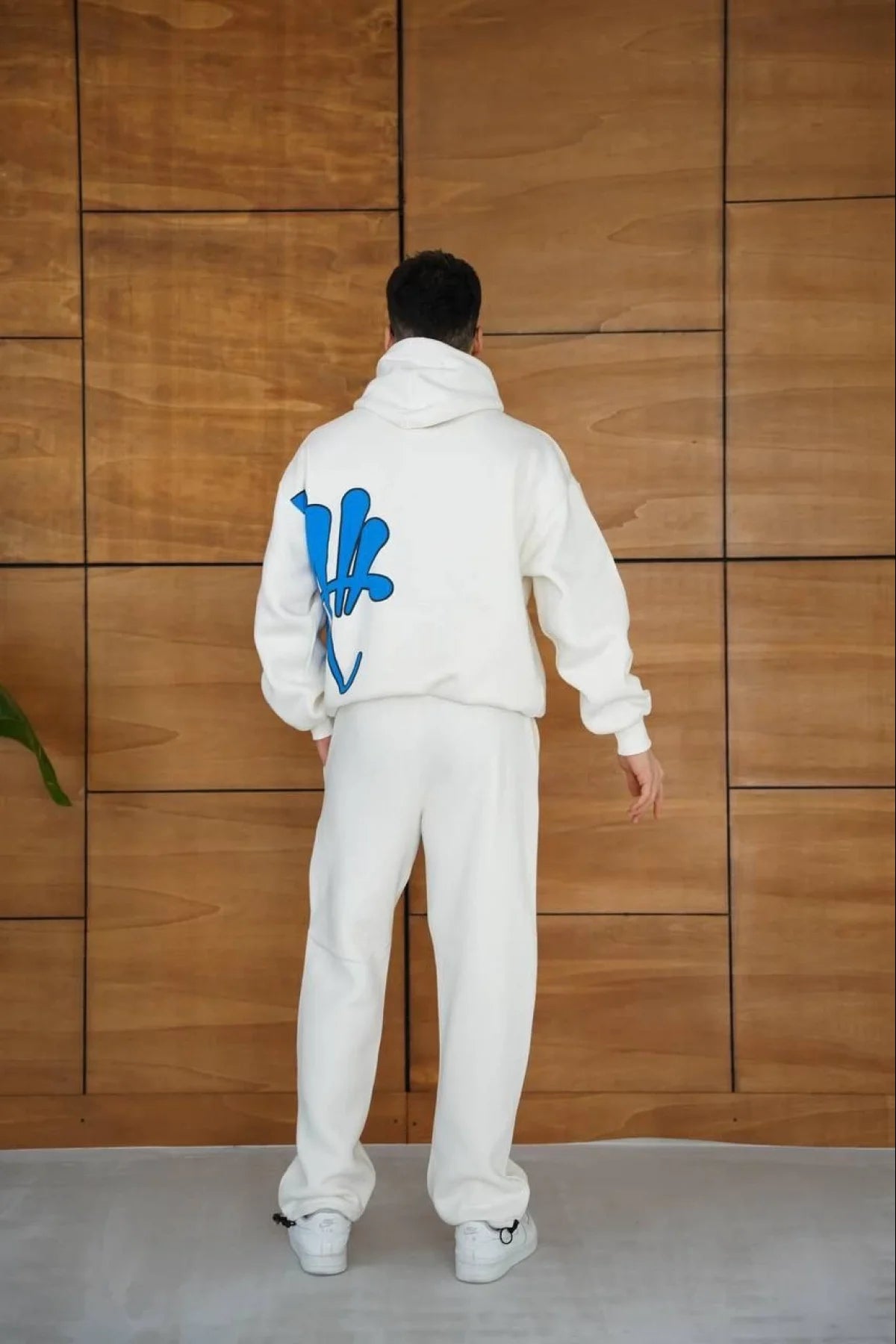 Erkek Kapüşonlu Eşofman Takım Graffiti Baskılı Oversize Rahat Kalıp, Kanguru Cepli, Streetwear Tarzında Premium Ürün 3 iplik Pamuklu - Beyaz