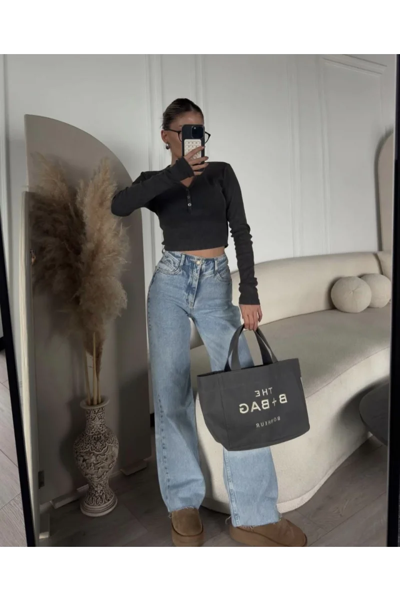 Düğme Detaylı Yıkamalı Crop